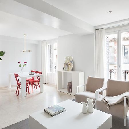 Carretas Apartments Madrid Exterior photo