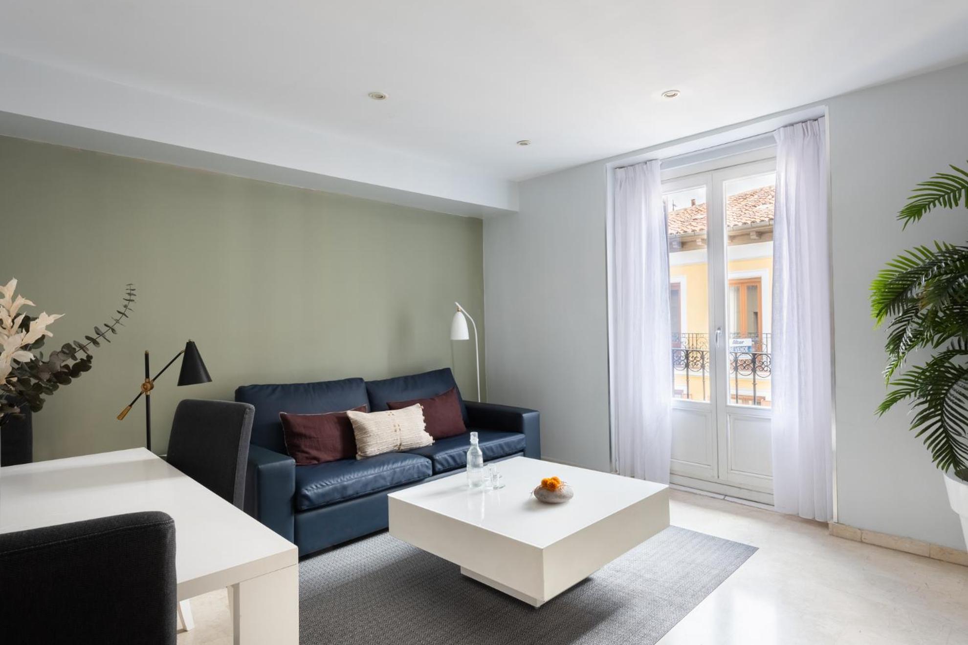 Carretas Apartments Madrid Exterior photo