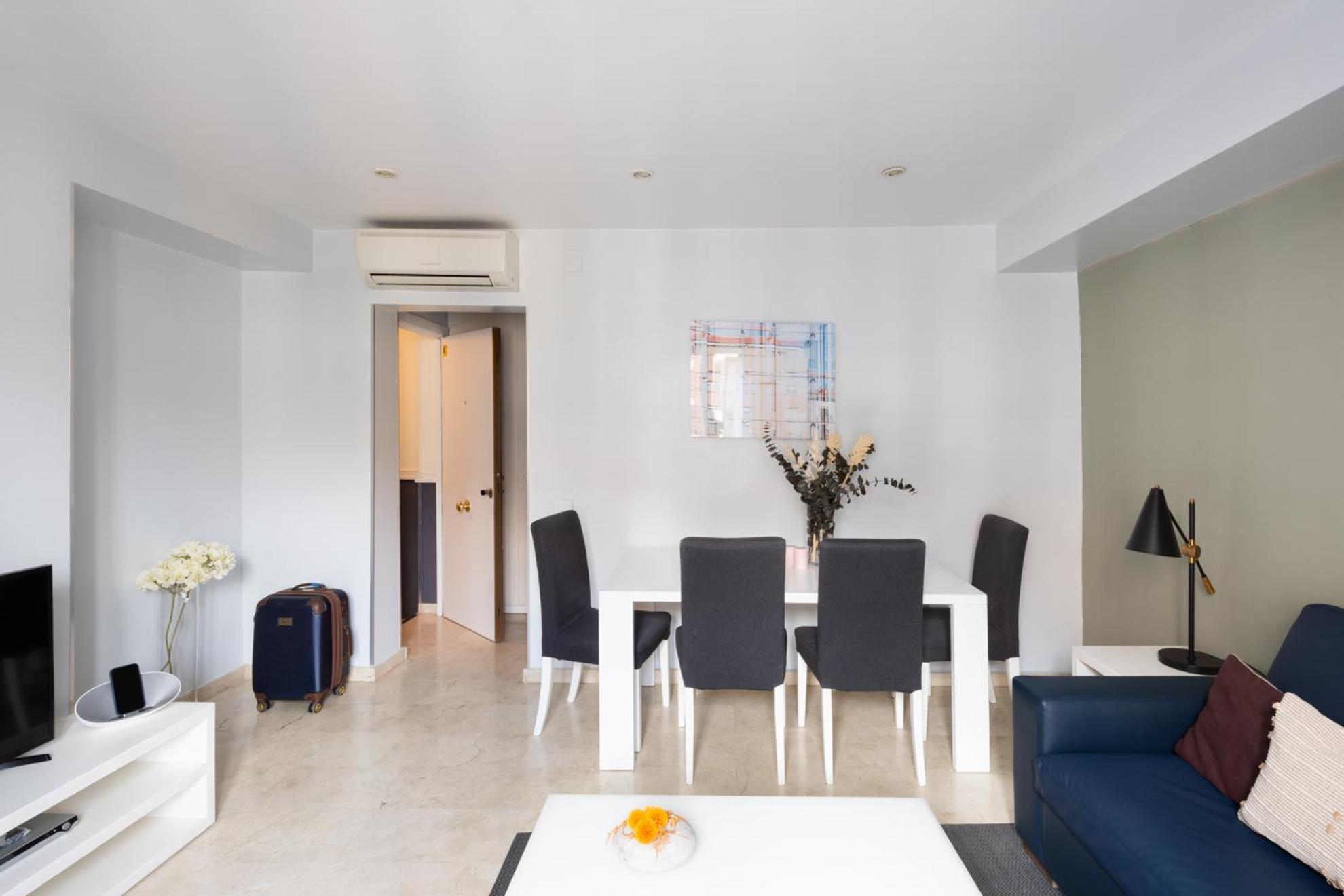 Carretas Apartments Madrid Exterior photo