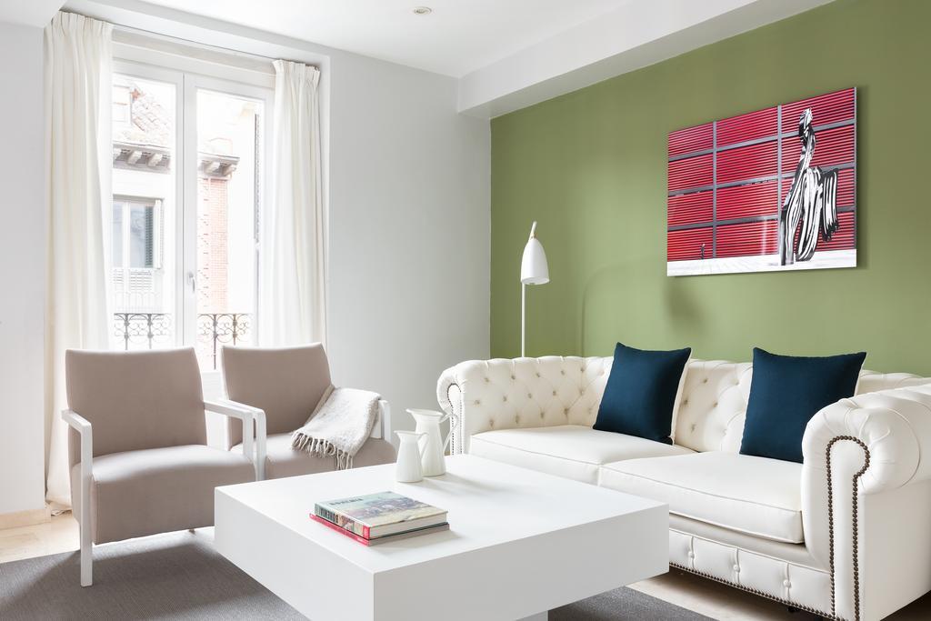 Carretas Apartments Madrid Exterior photo